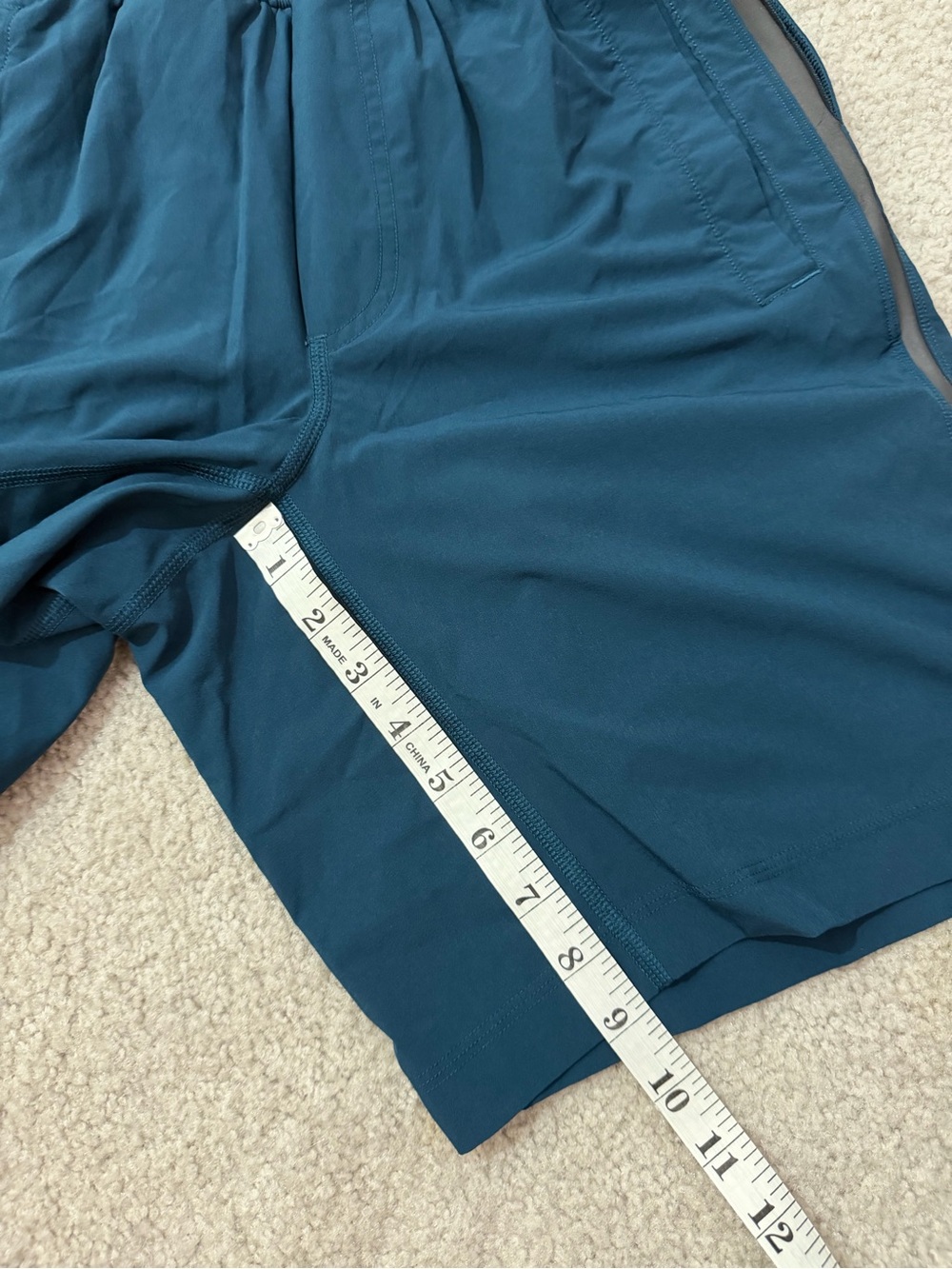 Lululemon Mens Shorts Size Small - Picture 5 of 6